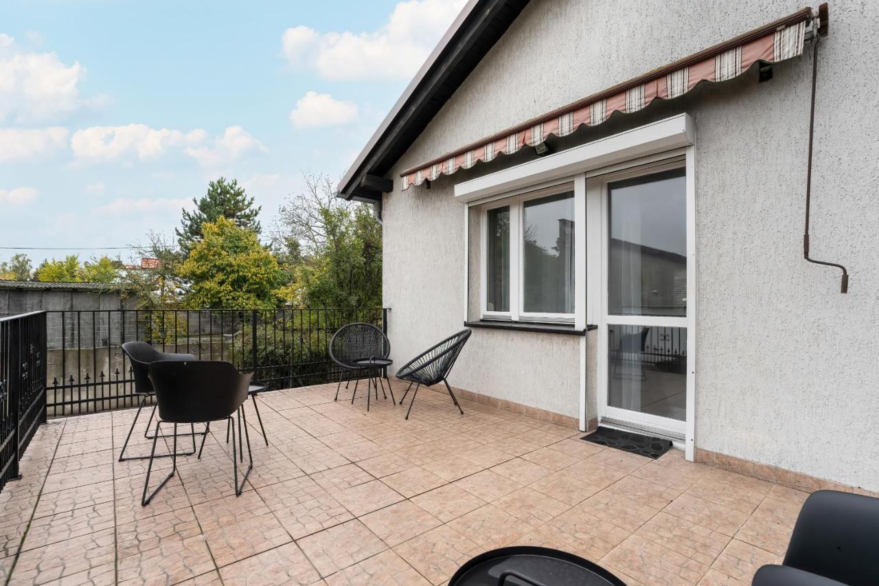Dom wakacyjny Beautiful House With Balcony, Ideal For Families By Renters Poznań